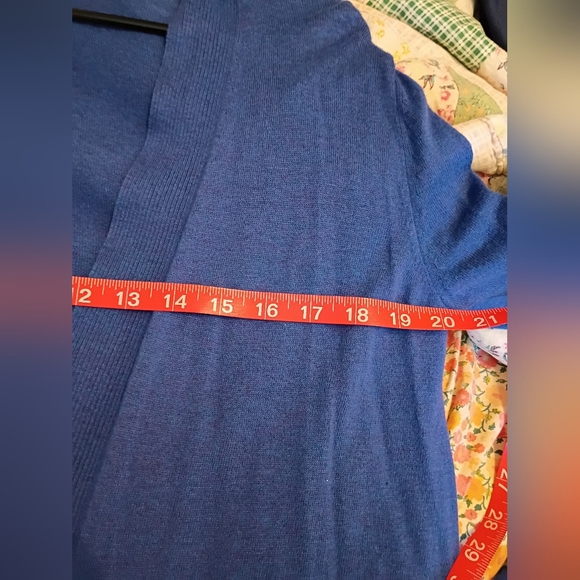 Old Navy Women's Size Large Blue/Purple Cardigan. - Picture 10 of 10